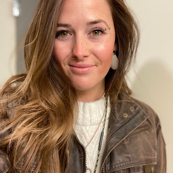 Meet your Posher, Lindsay - Picture 1 of 1